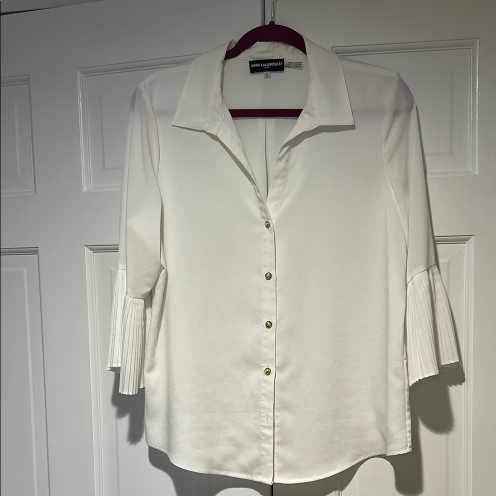 White 3/4 Sleeve Notched Collar Button Down Shirt